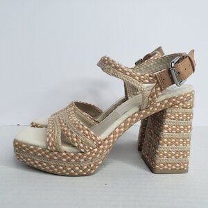 NWOB Dolce Vita Alex Platform Sandal Natural Beige MSRP $140 - Size 7.5